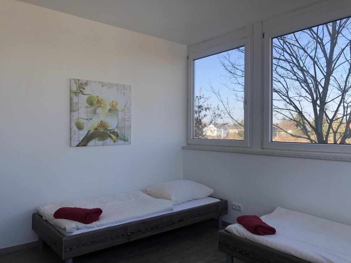 Pension Gaestehaus Kautz 卡尔斯鲁厄 外观 照片
