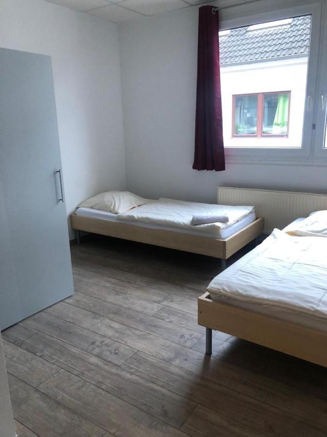 Pension Gaestehaus Kautz 卡尔斯鲁厄 外观 照片